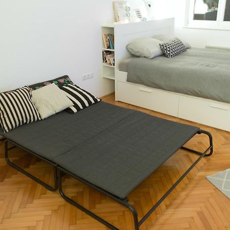 Bright & Stylish Studio Home, Superbly Located Saraievo Exterior foto